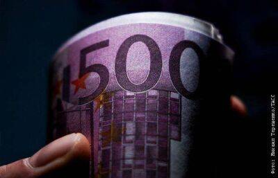 Евро превысил отметку 84 рубля впервые с 20 апреля 2022 года