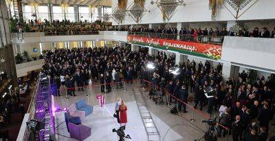 ФОТОФАКТ: Свыше 2,5 тыс. человек примут участие в мероприятии во Дворце Республики