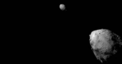 Самая быстрая рука на Диком Западе: известный астероид усердно стреляет камнями в космос