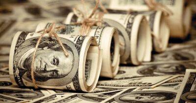 Аффирмации на деньги от Луизы Хей: как привлечь к себе достаток