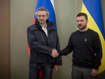 Зеленский встретился с премьером Словении, поблагодарив за оружие и помощь беженцам
