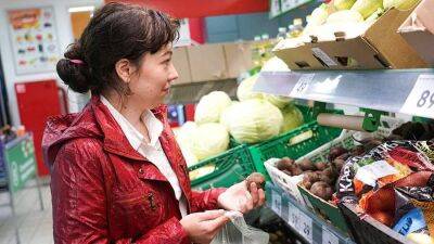 Цены на ряд продуктов снизились в России в марте