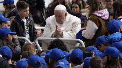 Ожидается, что папа римский вернётся в Ватикан 1 апреля