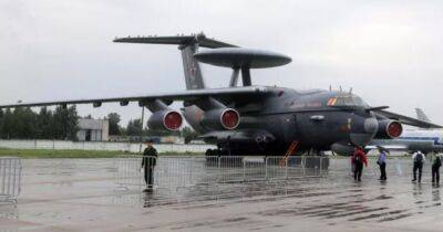 Уже не в Беларуси: СМИ вычислили местонахождение подорванного в Мачулищах самолета А-50