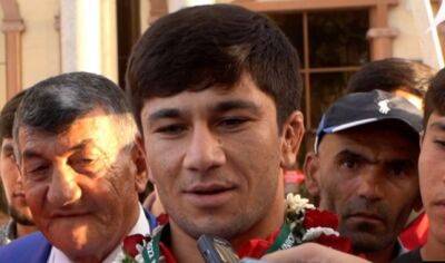 Эмомали Нурали завоевал «золото» на мировом турнире по дзюдо Tashkent Grand Slam 2023