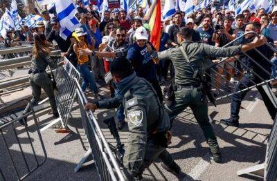 Бен-Гвир приказал полиции жестко подавлять попытки протестующих заблокировать дороги