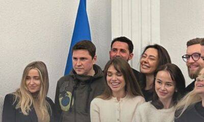 Встреча блогеров в Офисе президента – Подоляк ответил на критику