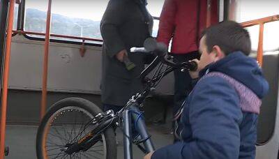 "Подорожал в два раза": кто из пассажиров будет больше платить за проезд в транспорте - politeka.net - Украина - Киев