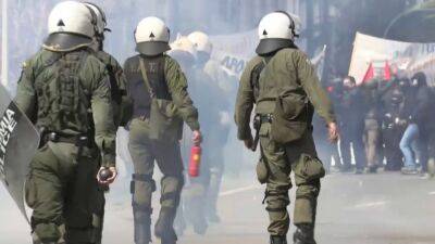 Греция: марши протеста закончились столкновениями с полицией