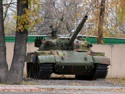 Россия переоснащает военные подразделения танками 60-летней давности – британская разведка