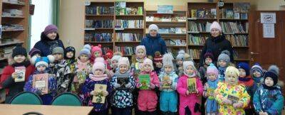 Акция «Дарите книги с любовью» прошла в Комсомольской библиотеке Кунгурского округа