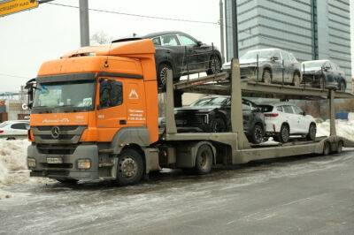 Доля импортных автомобилей на рынке РФ в феврале выросла вдвое