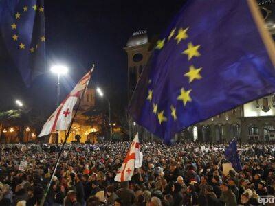 Президент Грузии в обращении к нации поддержала протестующих против закона об "иноагентах", пообещав наложить на него вето и привести страну в ЕС