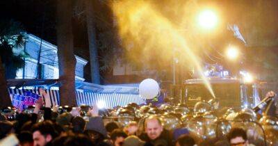 Протесты в Тбилиси завершились: спецназ и водометы покинули центральную площадь (фото) - focus.ua - США - Украина - Грузия - Тбилиси - Протесты