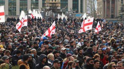 Протесты в Тбилиси: в МИД Украины выразили солидарность с грузинским народом