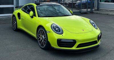 В Украине заметили эксклюзивный суперкар Porsche за 300 000 евро (фото)