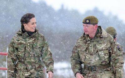 принц Уильям - Кейт Миддлтон - Кейт Миддлтон посетила полигон, где тренируются украинские военные - korrespondent - Украина - Ирландия