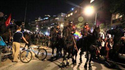 Зачем используют конную полицию против демонстрантов в Израиле
