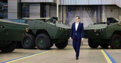Украина планирует закупить у Польши бронетранспортеры Rosomak