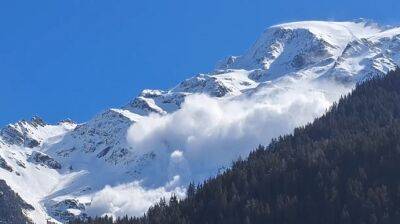 Во французских Альпах из-за схода лавины погибли 4 человека
