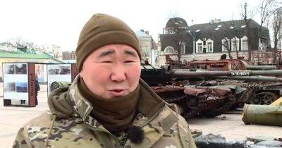 "Нет более фашистского государства, чем РФ": офицер ГРУ перешел на сторону Украины (видео)