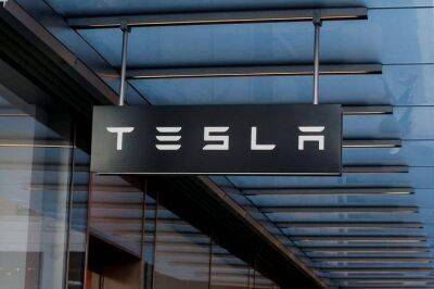 Tesla построит фабрику по производству батарей в Китае