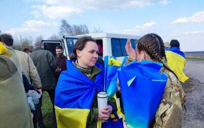 Украина вернула из плена 100 человек