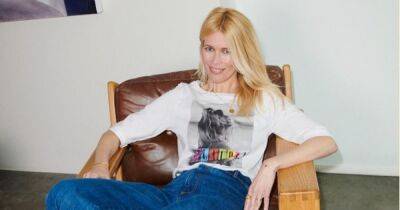 52-летняя Клаудия Шиффер до сих пор влезает в свои 30-летние джинсы Chanel