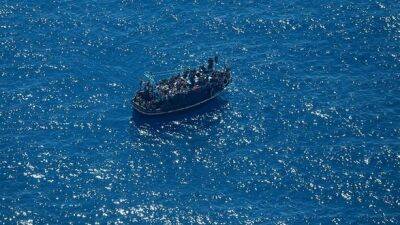В Средиземном море с пятницы спасли более 3000 мигрантов - unn.com.ua - Украина - Киев - Италия - Испания - Мальта - Ливия - Греция