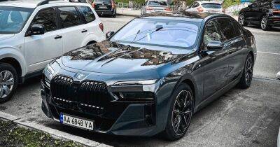 В Украине появился флагманский электромобиль BMW за 4,6 миллиона гривен (фото)