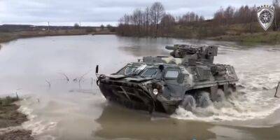 Харьковский БТР форсирует реку: Мельник показал видео с фронта
