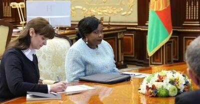 Lukashenko meets with First Lady of Zimbabwe