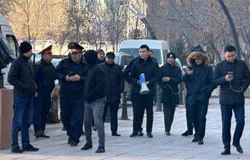 В казахстанском Жанаозене вспыхнули протесты