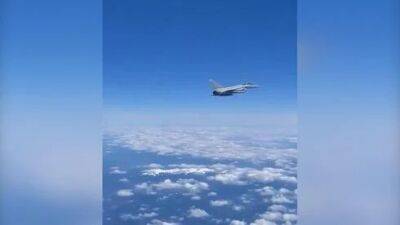 Триллер в воздухе: самолет "Эль-Аль" из Амстердама поднял по тревоге ВВС Австрии
