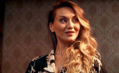 "Там где счастье": красавица Анна Саливанчук в кружевном белье необычно поддержала украинцев