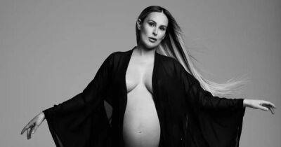 Беременная Румер Уиллис снялась в рекламной кампании Bumpsuit (фото)
