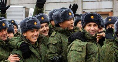 Решит проблемы в армии: в РФ хотят ввести военный налог