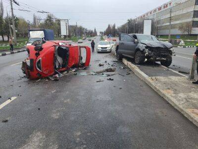 ДТП на проспекте Героев Харькова: одна женщина погибла, две пострадали (фото)