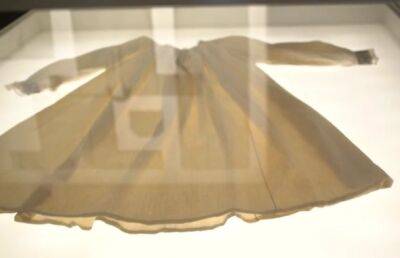 В Музее Израиля открылась выставка, посвященная погребальным саванам