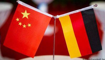 Глава МИД Германии Бербок обсудит вопрос Украины во время визита в Китай