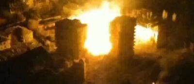 Многоэтажки исчезают в огне, новые кадры из Бахмута: "Здесь ничего уже нет"
