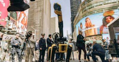 Полиция Нью-Йорка вернула роботов-собак Digidog к патрулированию города (видео)