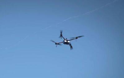 Россияне сбросили с дрона взрывчатку на полицейских в Херсонской области