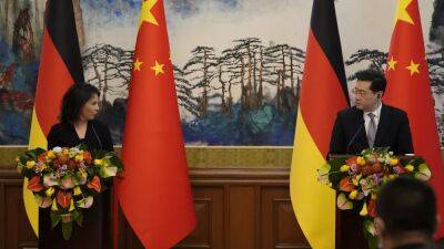 Глава МИДа Германии призвала Китай осудить российское вторжение в Украину