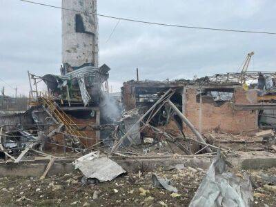 Оккупанты разбомбили спортшколу в Орехове – Ермак