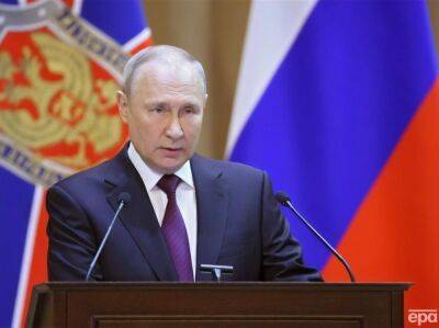 Путин подписал закон об электронных повестках. Источник в Кремле заявил СМИ, что "начальника лично задели" бегущие из РФ