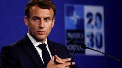 Президент Франции подписал закон о скандальной пенсионной реформе