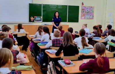 В Твери следователь научила школьников вести себя в сложных ситуациях