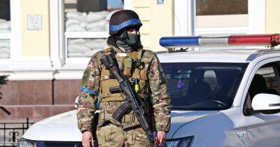 ВС РФ атаковала дронами полицейских в Херсонской области: трое ранены