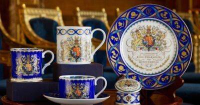 Букингемский дворец выпустил коллекцию фарфора по случаю коронации короля Карла III